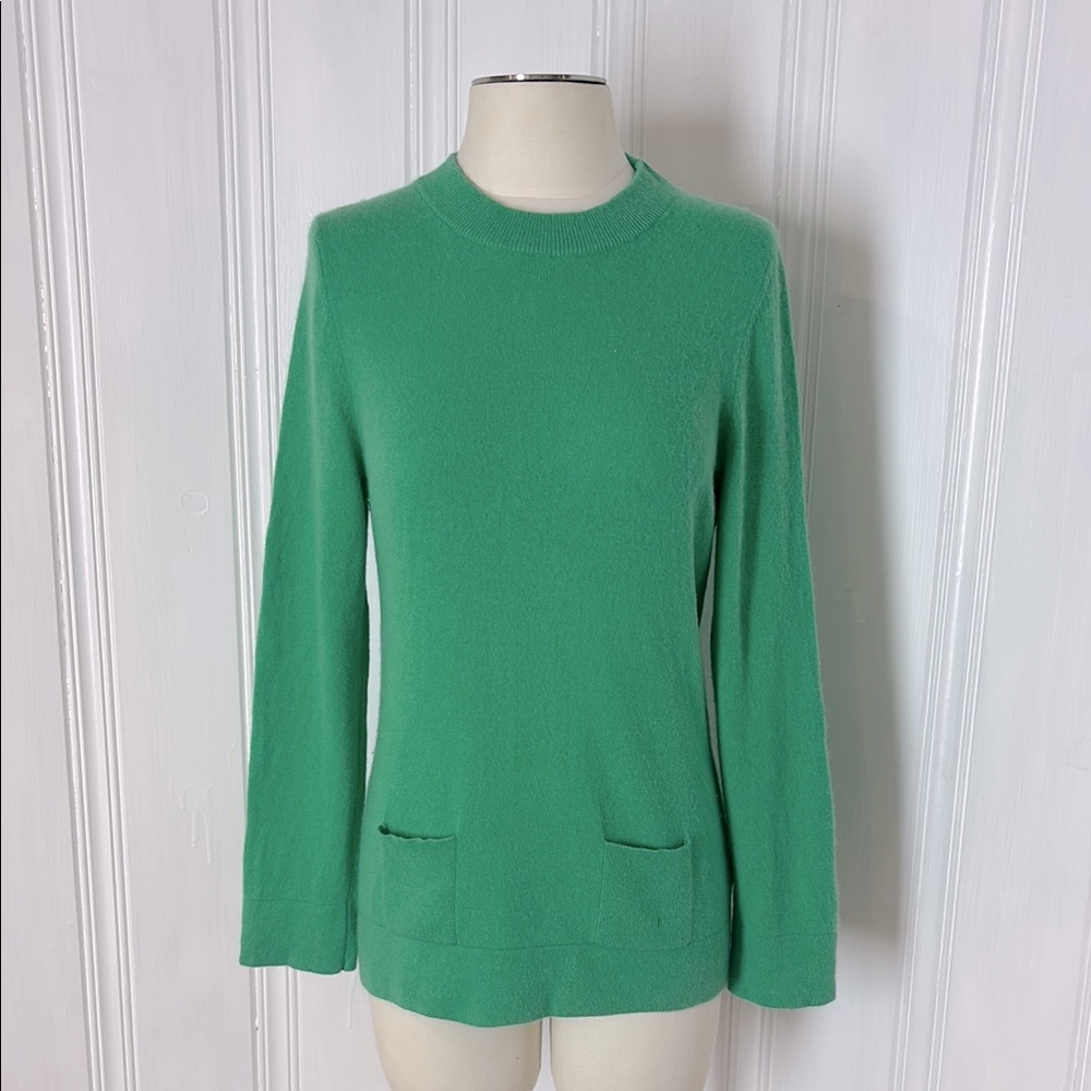 💚 Jaeger 100% Pure Cashmere Sweater – Size XL (but fits more like a M)